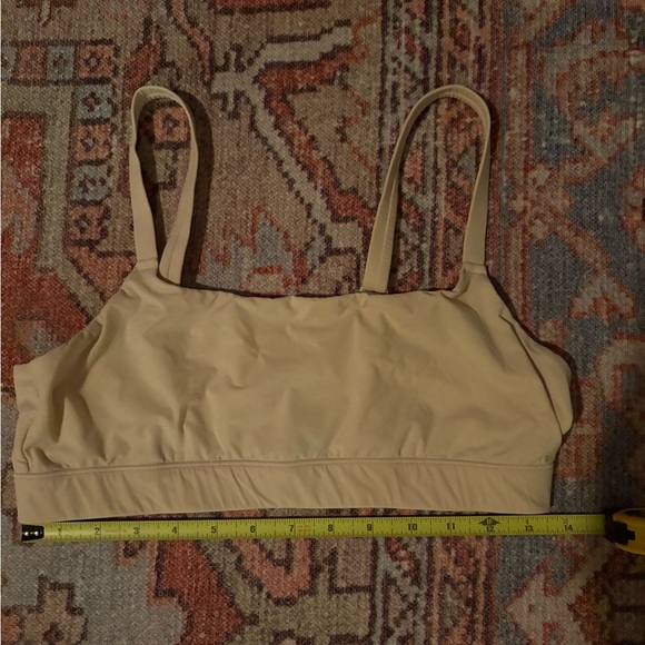 SKIMS FITS EVERYBODY
SCOOP BRALETTE - XXL - Picture 6 of 6